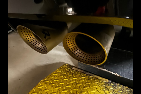 Volkswagen Golf 2.0 TSI R 4M Performance Pano|HuD|H/K|Akrapovic