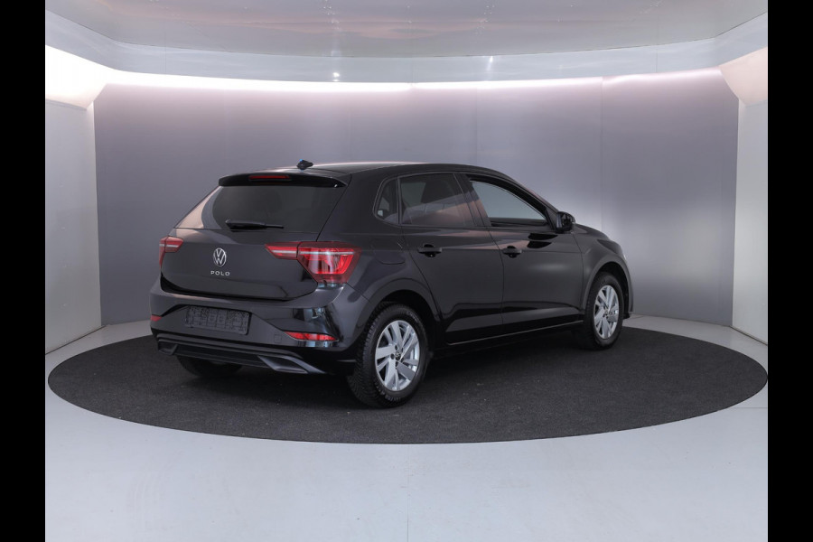 Volkswagen Polo 1.0 TSI Style 95 pk Automaat (DSG) | Navigatie | Parkeersensoren | Adaptieve cruise control | Matrix LED koplampen | Stoelverwarming |