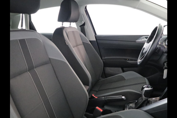 Volkswagen Polo 1.0 TSI Style 95 pk Automaat (DSG) | Navigatie | Parkeersensoren | Adaptieve cruise control | Matrix LED koplampen | Stoelverwarming |
