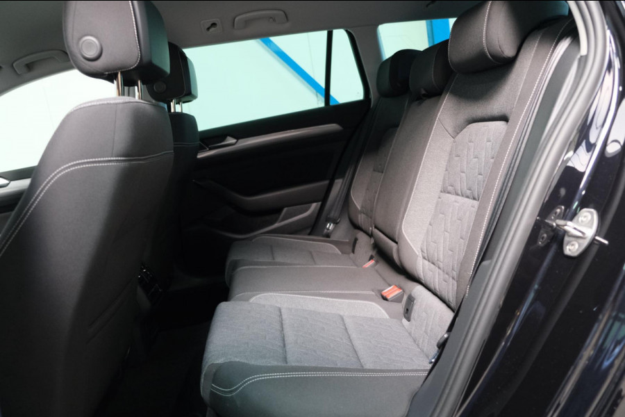 Volkswagen Passat Variant 1.4 TSI PHEV GTE Business - Cruise, Camera, Camera, Massage stoelen