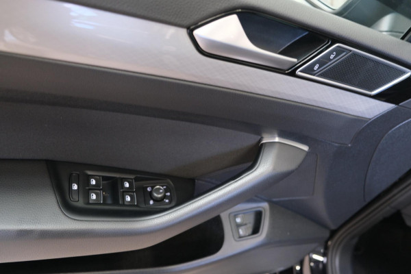 Volkswagen Passat Variant 1.4 TSI PHEV GTE Business - Cruise, Camera, Camera, Massage stoelen
