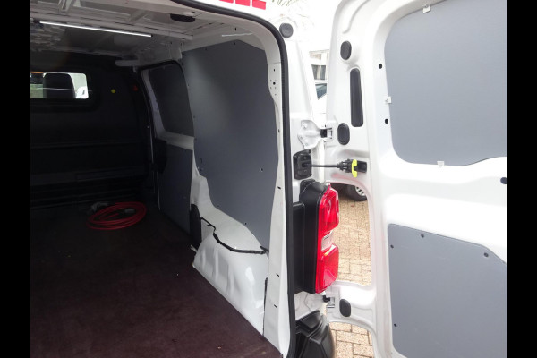 Opel Vivaro-e L2H1 Edition 75 kWh 100 % Elektrisch S.O.H. 90% AIRCO NAVIGATIE 3 PERSOONS
