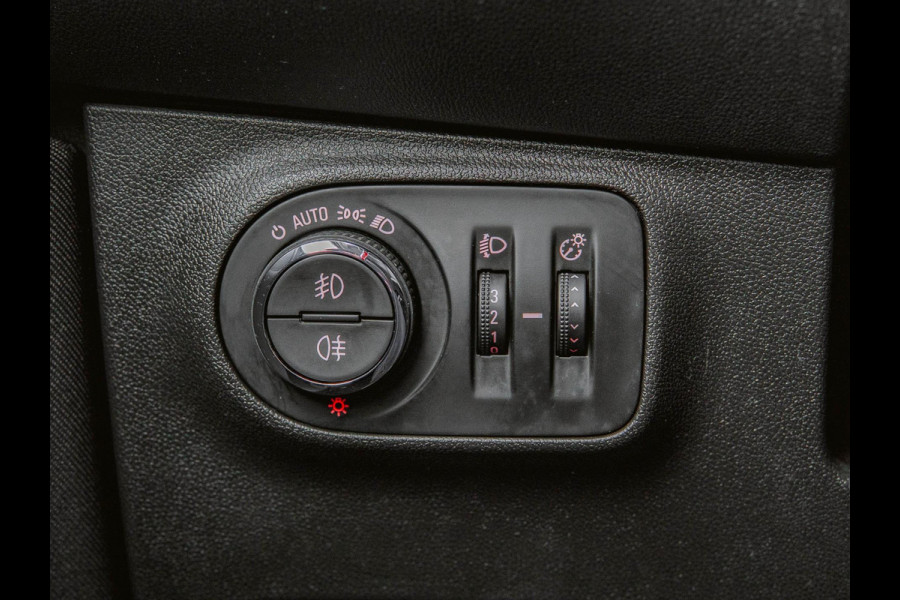 Opel Corsa 1.4 120 Jaar Edition Airco|Camera|Clima|Cruise|LMV