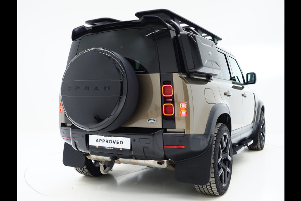 Land Rover Defender 110 2.0 P400e Urban | Panoramadak | Explorer Pack | Lightbar | 360 | Trekhaak | Meridian | Sidesteps | Carplay