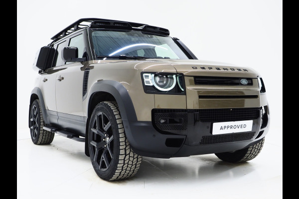 Land Rover Defender 110 2.0 P400e Urban | Panoramadak | Explorer Pack | Lightbar | 360 | Trekhaak | Meridian | Sidesteps | Carplay