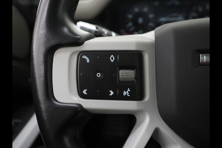 Land Rover Defender 110 2.0 P400e Urban | Panoramadak | Explorer Pack | Lightbar | 360 | Trekhaak | Meridian | Sidesteps | Carplay
