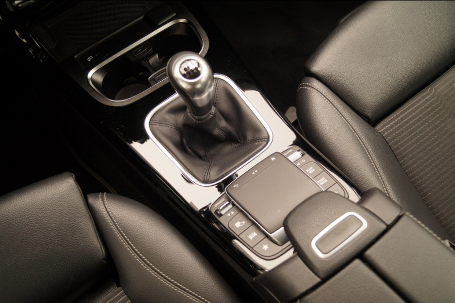 Mercedes-Benz A-Klasse 180 136pk Edition -NAVI-ECC-CAM-PDC-