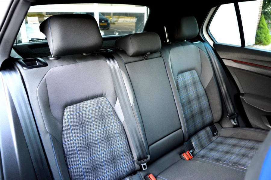 Volkswagen Golf 1.4 eHybrid GTE CARPLAY/NAVI/VIRTUAL COCKPIT