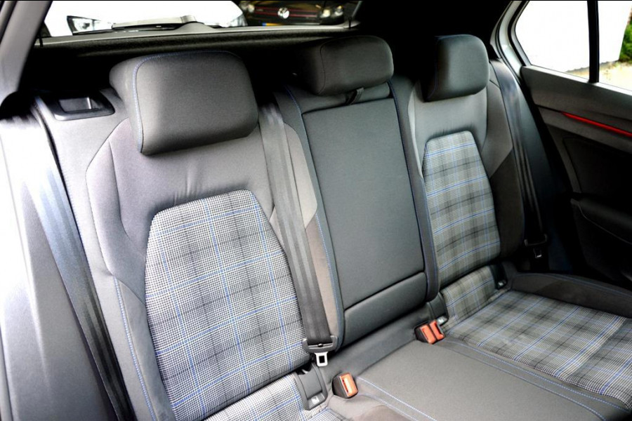 Volkswagen Golf 1.4 eHybrid GTE CARPLAY/NAVI/VIRTUAL COCKPIT