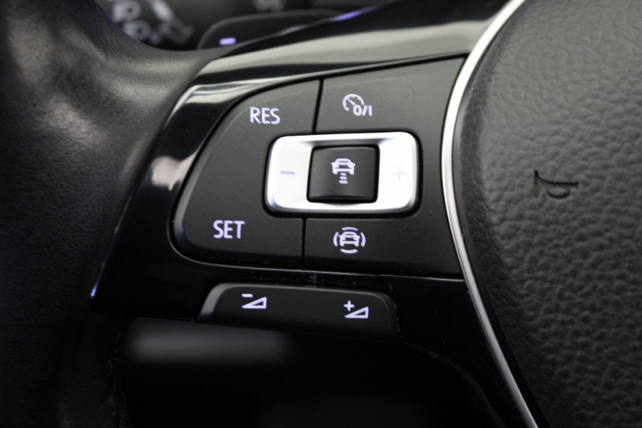 Volkswagen Tiguan 1.5 TSI ACT Highline |Pano|Stoel/Stuur verw.|