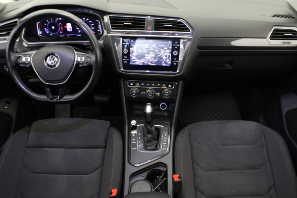 Volkswagen Tiguan 1.5 TSI ACT Highline |Pano|Stoel/Stuur verw.|