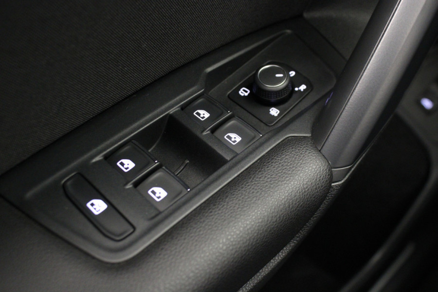 Volkswagen Tiguan 1.5 TSI ACT Highline |Pano|Stoel/Stuur verw.|