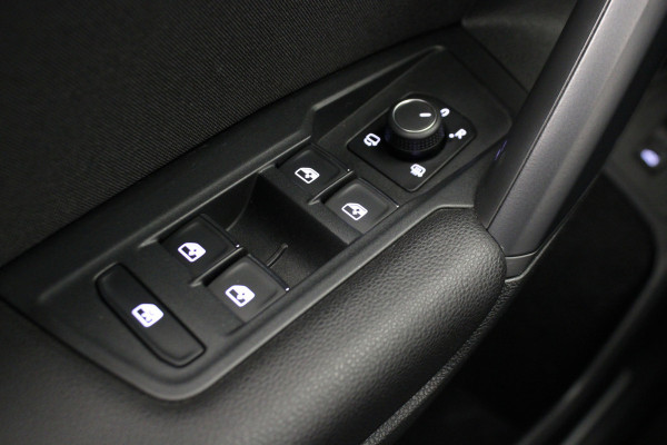 Volkswagen Tiguan 1.5 TSI ACT Highline |Pano|Stoel/Stuur verw.|