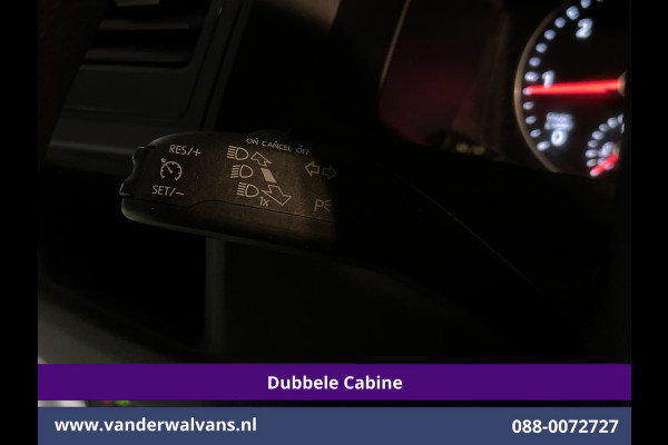 Volkswagen Transporter 2.0 TDI 150pk L2H1 Dubbele cabine Euro6 Airco | 6-Zits | 2500kg Trekhaak | Navigatie | Cruisecontrol | Apple Carplay, Android Auto, Parkeersensoren