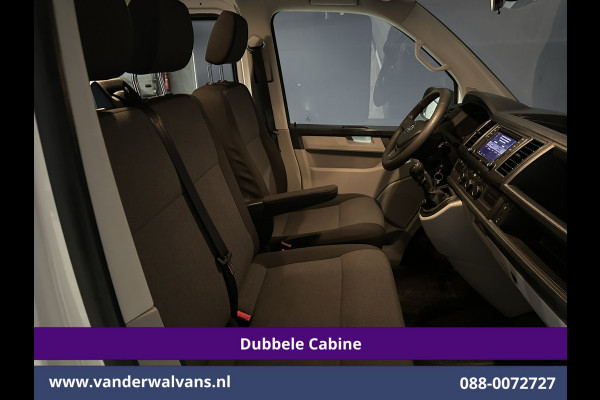Volkswagen Transporter 2.0 TDI 150pk L2H1 Dubbele cabine Euro6 Airco | 6-Zits | 2500kg Trekhaak | Navigatie | Cruisecontrol | Apple Carplay, Android Auto, Parkeersensoren