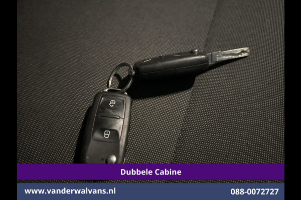 Volkswagen Transporter 2.0 TDI 150pk L2H1 Dubbele cabine Euro6 Airco | 6-Zits | 2500kg Trekhaak | Navigatie | Cruisecontrol | Apple Carplay, Android Auto, Parkeersensoren