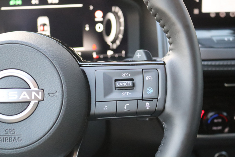 Nissan QASHQAI 1.3DIG-T MHEV 158PK Automaat N-Connecta Pano-dak/Winter-pack/Elektr.-klep/Head-Up/Adapt.-cruise