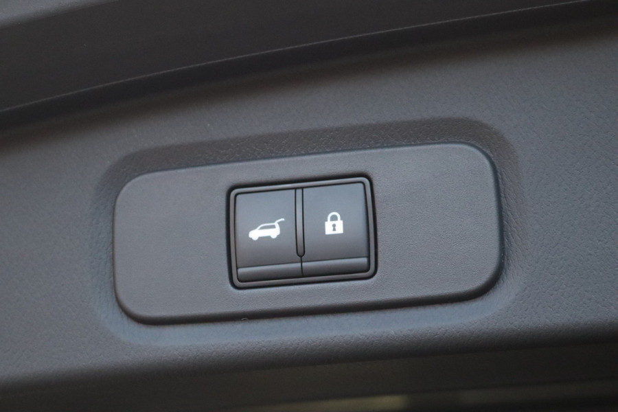 Nissan QASHQAI 1.3DIG-T MHEV 158PK Automaat N-Connecta Pano-dak/Winter-pack/Elektr.-klep/Head-Up/Adapt.-cruise