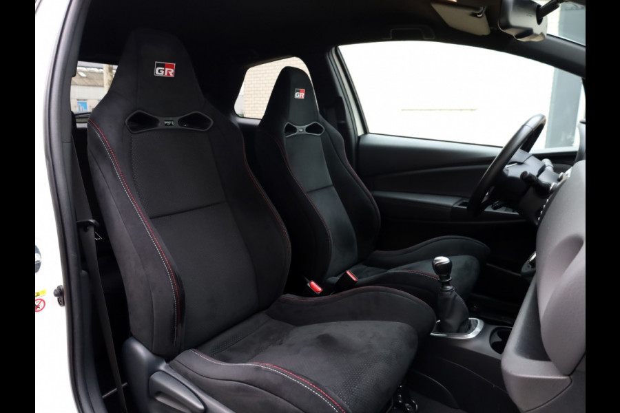 Toyota Yaris 1.8 GRMN | NL AUTO | 46/100