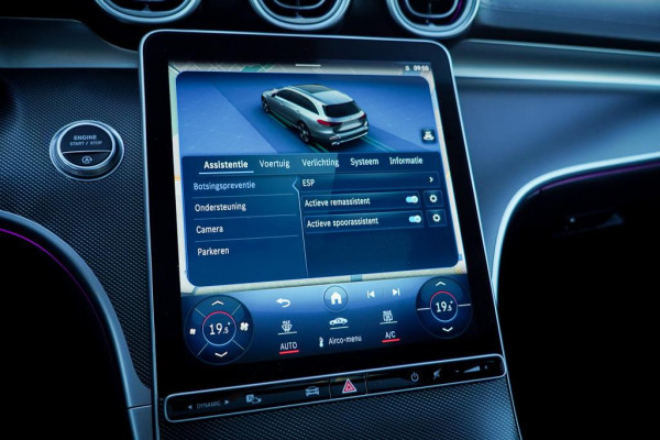 Mercedes-Benz C-Klasse Estate 200 AMG Line / Pano / Burmester / Trekhaak / Stoelverwarming
