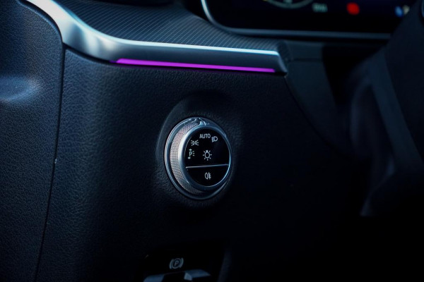 Mercedes-Benz C-Klasse Estate 200 AMG Line / Pano / Burmester / Trekhaak / Stoelverwarming