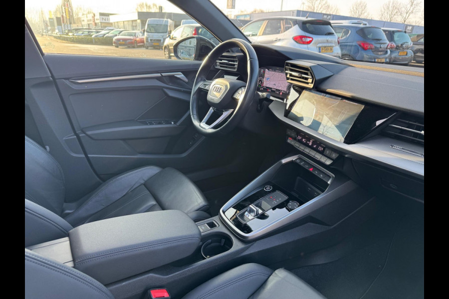 Audi A3 Sportback 40 TFSI e Advanced edition Pano HUD Leder Camera