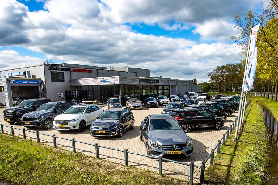 Mercedes-Benz GLA Business Solution AMG Automaat/Panoramadak/LED/Keyless/Widescreen