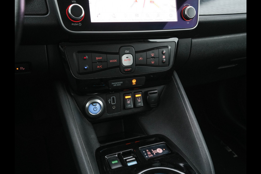 Nissan Leaf Tekna 40 kWh (SOH-83%) (INCL-BTW) *Aut.*LEATHER | FULL-LED | BOSE-AUDIO | TOPVIEW | DAB | KEYLESS | NAVI-FULLMAP | DAB | HEATED-COMFORTSEATS | PRIVACY-GLASS | ADAPTIVE-CRUISE | 17''ALU*