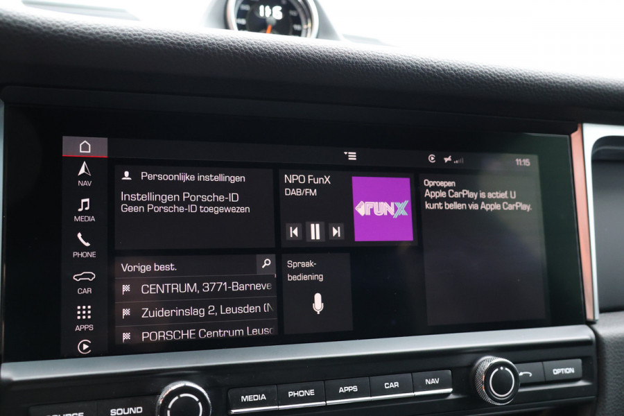 Porsche Macan 2.0 | ACC | Panoramadak | Inc BTW | 21'' | Sportchrono | Bose | Stoelventilatie | Elek. trekhaak | CarPlay | Luchtvering | Camera | Memory seats | Lederen bekleding | Alarm klasse 5 | Standkachel