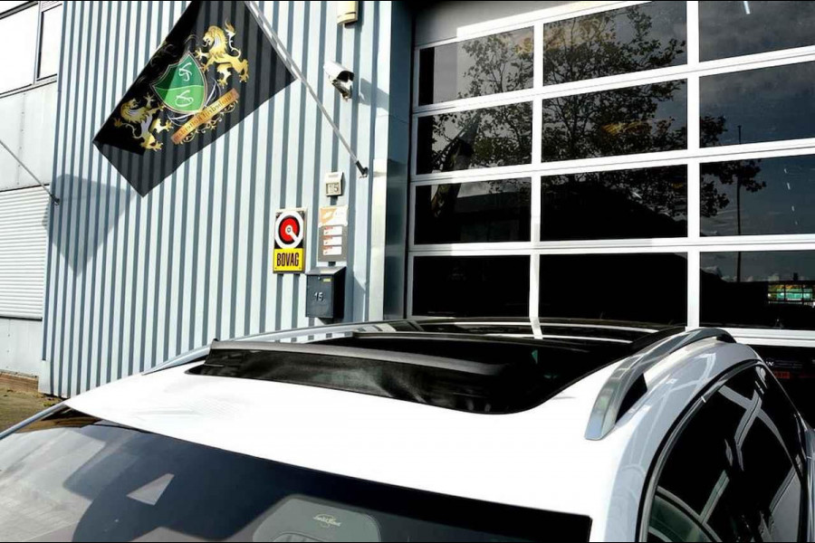 Škoda Superb Combi 1.4 TSI iV CAM/LMV19/NAVI/LEER/VIRTU/PANO