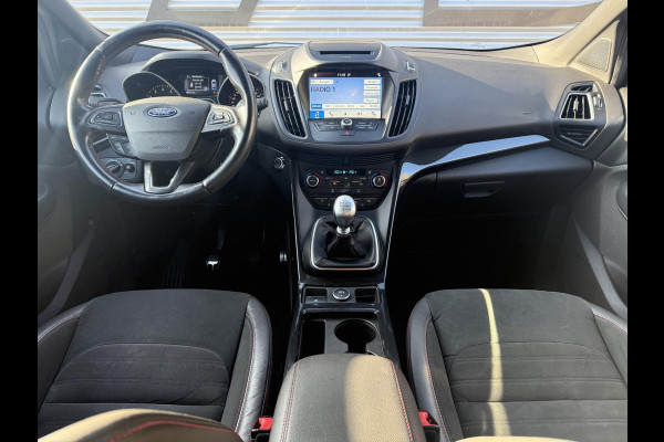 Ford Kuga 1.5 EcoBoost ST Line Navi|Camera|Trekhaak|Clima|Halfleder|PDC V+A|120pk|Elektrsiche Achterklep|APK tot 06-2026