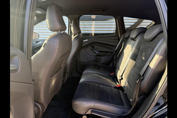 Ford Kuga 1.5 EcoBoost ST Line Navi|Camera|Trekhaak|Clima|Halfleder|PDC V+A|120pk|Elektrsiche Achterklep|APK tot 06-2026