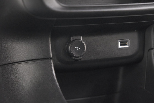 Citroën C3 PureTech 82 C-Series | Trekhaak | Stoelverwarming | Camera | Apple CarPlay