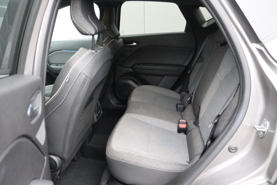 Renault Captur 1.3TCE 160PK Automaat MHEV Techno Camera/Carplay/Cruise-control/Parkeerhulp