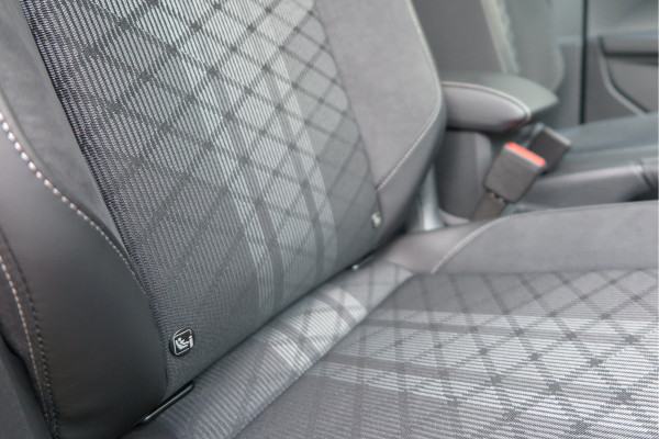 Volkswagen T-Cross 1.0 TSI 116pk DSG R-Line, Virtual cockpit, Camera , Stoelverwarming, Navigatie , Led, LMV etc. (fabrieksgarantie t/m 01-2027)