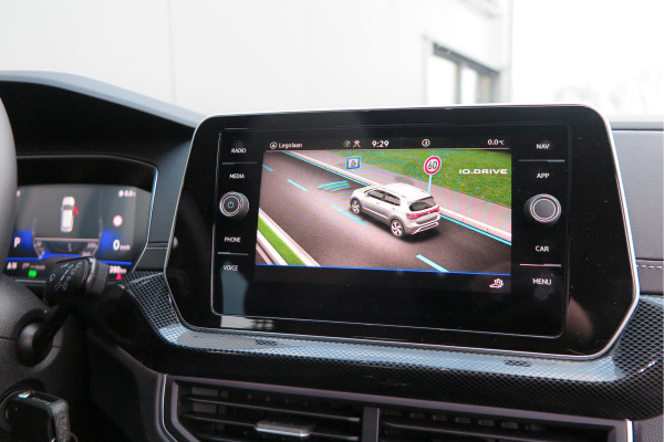 Volkswagen T-Cross 1.0 TSI 116pk DSG R-Line, Virtual cockpit, Camera , Stoelverwarming, Navigatie , Led, LMV etc. (fabrieksgarantie t/m 01-2027)