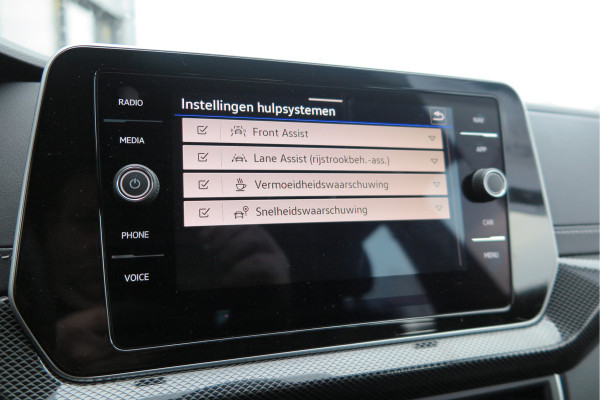 Volkswagen T-Cross 1.0 TSI 116pk DSG R-Line, Virtual cockpit, Camera , Stoelverwarming, Navigatie , Led, LMV etc. (fabrieksgarantie t/m 01-2027)