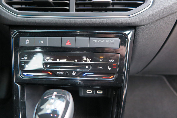 Volkswagen T-Cross 1.0 TSI 116pk DSG R-Line, Virtual cockpit, Camera , Stoelverwarming, Navigatie , Led, LMV etc. (fabrieksgarantie t/m 01-2027)