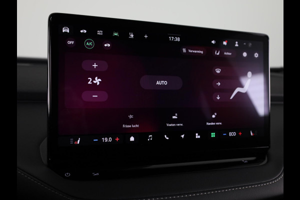 Škoda Enyaq 60 Sportline 204 pk | Panoramadak | Adaptive Cruise Control | Blind Spot |