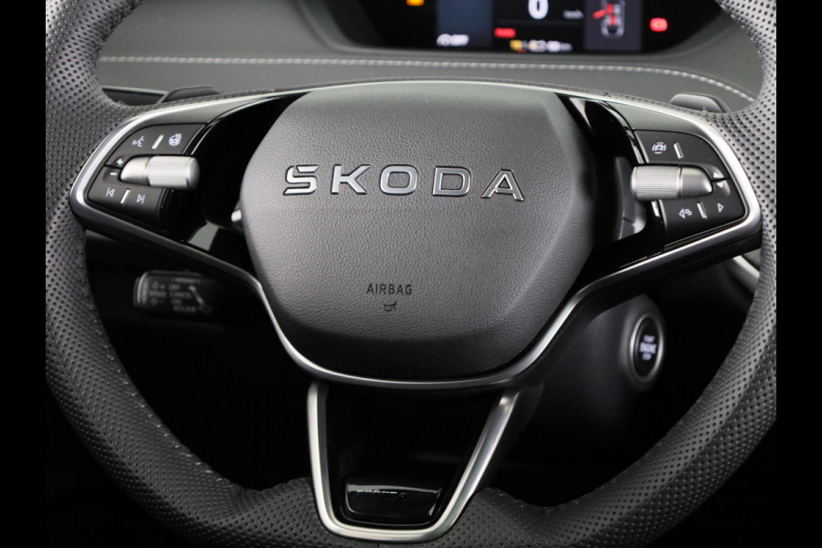 Škoda Enyaq 60 Sportline 204 pk | Panoramadak | Adaptive Cruise Control | Blind Spot |