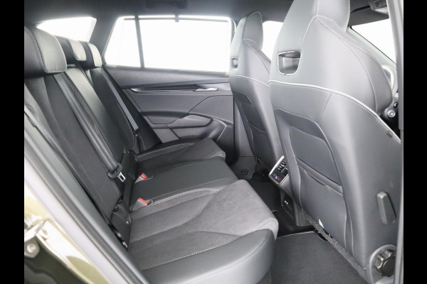 Škoda Enyaq 60 Sportline 204 pk | Panoramadak | Adaptive Cruise Control | Blind Spot |