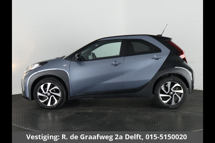 Toyota Aygo X 1.0 VVT-i MT Pulse Bi-Tone | Apple Carplay & AndroidAUTO | Stoelverwarming | Camera |