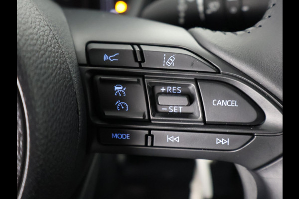 Toyota Aygo X 1.0 VVT-i MT Pulse Bi-Tone | Apple Carplay & AndroidAUTO | Stoelverwarming | Camera |