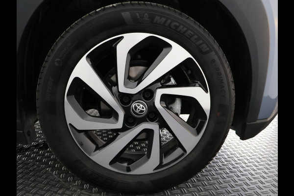 Toyota Aygo X 1.0 VVT-i MT Pulse Bi-Tone | Apple Carplay & AndroidAUTO | Stoelverwarming | Camera |