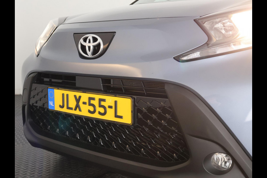 Toyota Aygo X 1.0 VVT-i MT Pulse Bi-Tone | Apple Carplay & AndroidAUTO | Stoelverwarming | Camera |