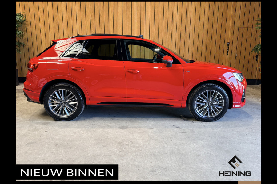 Audi Q3 45 TFSI e S edition. Pano. 2X S-Line. Apple-carplay. Blackline. 19 inch.