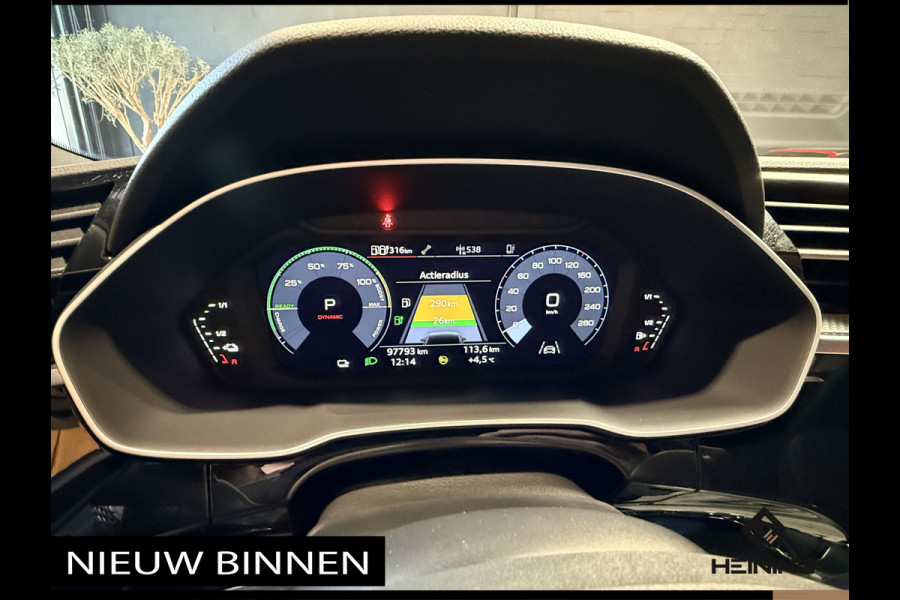 Audi Q3 45 TFSI e S edition. Pano. 2X S-Line. Apple-carplay. Blackline. 19 inch.