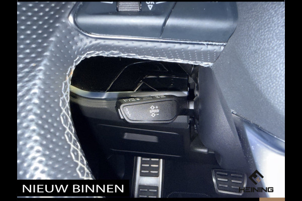 Audi Q3 45 TFSI e S edition. Pano. 2X S-Line. Apple-carplay. Blackline. 19 inch.