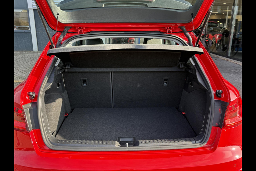 Audi A1 Sportback 30 TFSI S-Edition | Achteruitrijcamera | Cruise Control | Carplay |