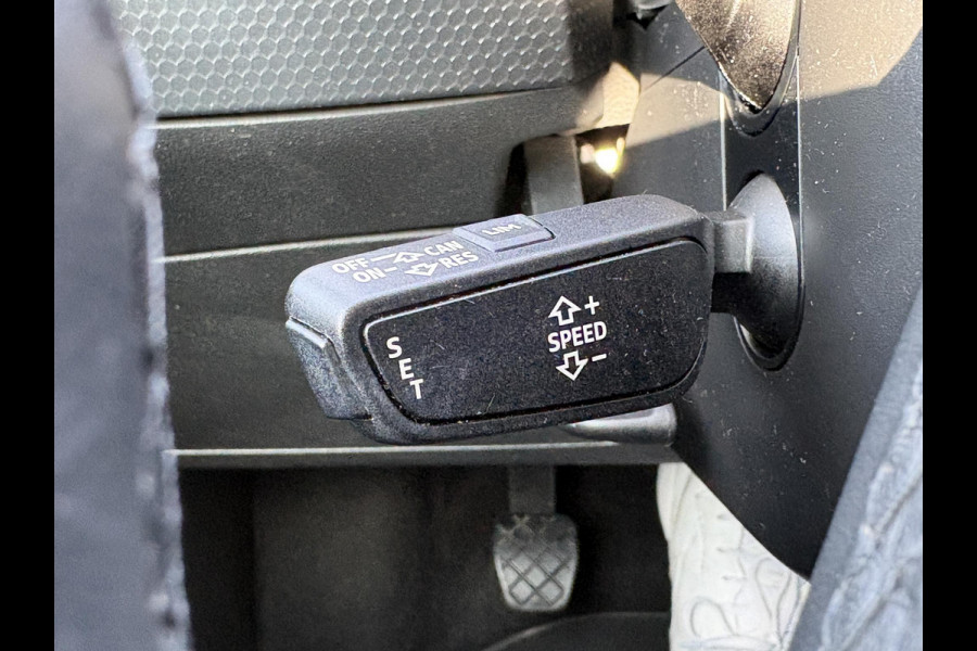 Audi A1 Sportback 30 TFSI S-Edition | Achteruitrijcamera | Cruise Control | Carplay |